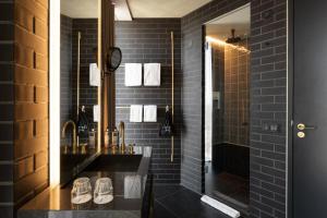 Koupelna v ubytování Ruby Emma Hotel Amsterdam