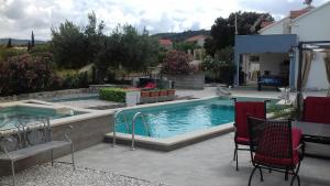 Gallery image of Apartment in Villa Tamara -Pool beheizt ,Meerblick in Škrip
