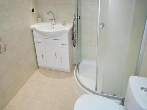 Ένα μπάνιο στο Holiday Home in Kolczewo near Baltic Beaches +14 φωτογραφίες