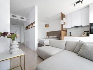 Kuchyň nebo kuchyňský kout v ubytování Modern Studio EinPark Residence