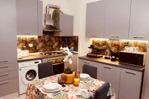 Η κουζίνα ή μικρή κουζίνα στο Private apartment in Mestre Ve