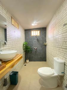 Marta House gili air的一间浴室