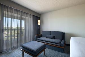 Posezení v ubytování Courtyard by Marriott Austin The Domain Area