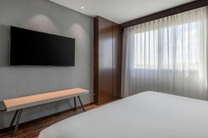 TV/Unterhaltungsangebot in der Unterkunft AC Hotel by Marriott Alicante