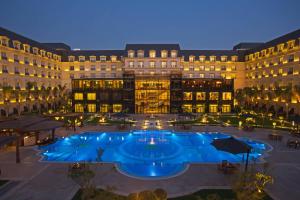 Bassein majutusasutuses Renaissance Cairo Mirage City Hotel või selle lähedal
