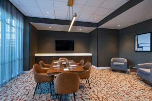 Posezení v ubytování Courtyard by Marriott Austin Dripping Springs