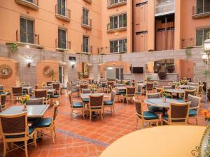 Restaurace v ubytování Holiday Inn Express Silao-Aeropuerto Bajio by IHG