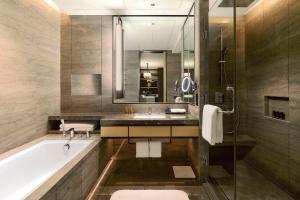 Koupelna v ubytování Kempinski Residences Guangzhou - Free shuttle between hotel and Exhibition Center during Canton Fair & Exhibitor registration Counter