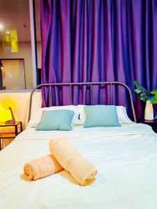 תמונה מהגלריה של Two-Room Suite by klcc Twin Towers 6min无边泳池By BTS בקואלה לומפור