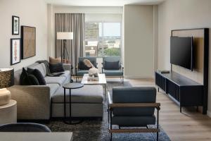 Posezení v ubytování Sheraton Fort Worth Downtown Hotel