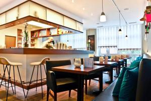 Posezení v ubytování Courtyard by Marriott Dresden