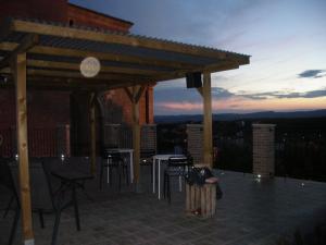 The sunrise or sunset as seen from a hosteleket or nearby
