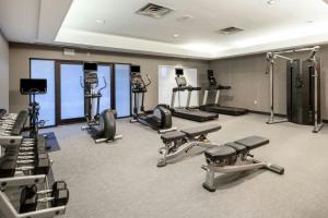 Fitness centrum a/nebo fitness zařízení v ubytování Courtyard by Marriott Denver Golden/Red Rocks