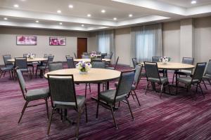 Konferenční prostory v ubytování Courtyard by Marriott Buffalo Airport + 34 fotografií