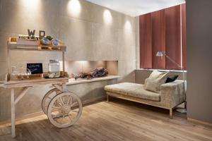 TV a/nebo společenská místnost v ubytování AC Hotel La Rioja by Marriott
