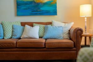 Ảnh trong thư viện ảnh của Historic 4 Bedroom Townhouse ở Launceston