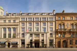 O edifício em que o hotel se localiza