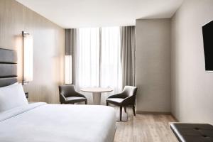 Postel nebo postele na pokoji v ubytování AC Hotel by Marriott Dallas Frisco