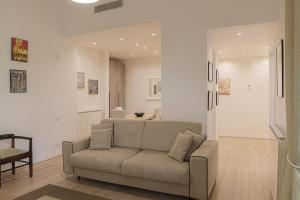 A seating area at Luxury apt in the heart of city out of ZTL