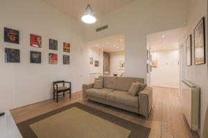 A seating area at Luxury apt in the heart of city out of ZTL