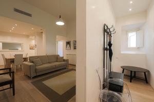 A seating area at Luxury apt in the heart of city out of ZTL