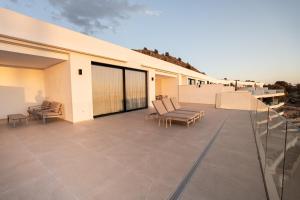 Pure Sea Apartments Villajoyosa的阳台或露台
