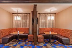 Posezení v ubytování Courtyard by Marriott Abilene Northeast