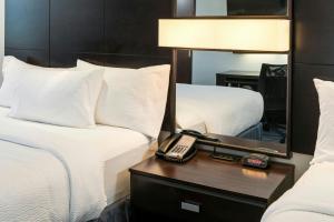 Postel nebo postele na pokoji v ubytování Courtyard by Marriott Abilene Northeast