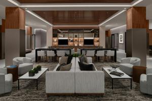 Posezení v ubytování AC Hotel by Marriott Lansing University Area