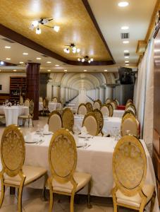 Posezení v ubytování Hotel Univers Laç