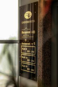 Certifikát, hodnocení, plakát nebo jiný dokument vystavený v ubytování Hotel Univers Laç