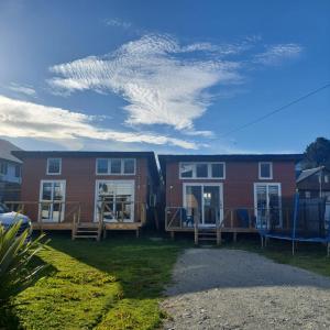 Το κτήριο όπου στεγάζεται  η παραθεριστική κατοικία