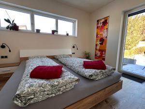 Postel nebo postele na pokoji v ubytování Schöne Ferienwohnung in Windischgarsten