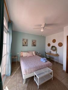 Posteľ alebo postele v izbe v ubytovaní Villa VISTALEGRE relax con increíbles vistas