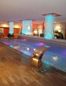 Πισίνα στο ή κοντά στο SPINALE HOUSE a 150 mt dalle piste "CIPAT O22247-AT-O11471"