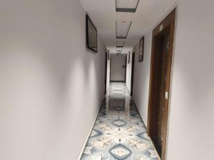 Fotografie z fotogalerie ubytování Hotel Maruti R v destinaci Ahmadábád