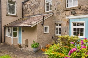 Το κτήριο όπου στεγάζεται  η παραθεριστική κατοικία