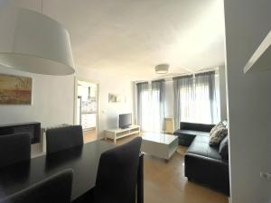 A seating area at Apartamento En El Centro De Ronda Még 11 kép