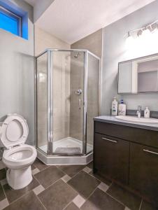 Ένα μπάνιο στο Cozy home in Vancouver