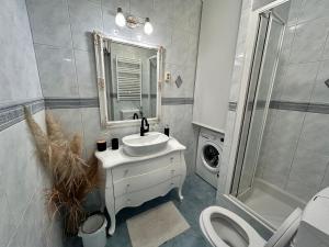 Kupaonica u objektu Apartman “Destiny” Još 37 fotografija