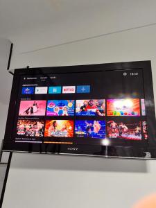 a television screen with many different videos on it at studio au cœur d'Alger centre in Sidi MʼHamed