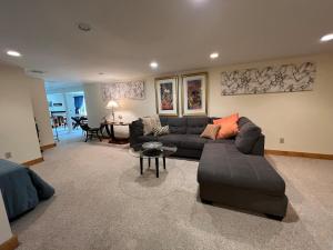 Istumisnurk majutusasutuses Perfect location! Minutes to beaches! Beach pass!