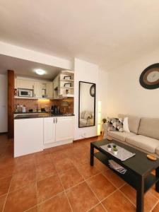 Kuchyň nebo kuchyňský kout v ubytování Little Gem apartment, Los Molinos