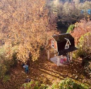 Zahrada ubytování Oboho - Le gîte bohème (Pieds dans l’eau - Lit King Size - Jardin)