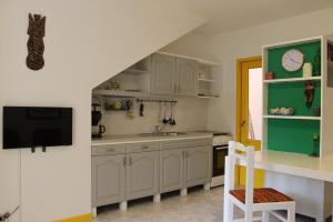 Virtuvė arba virtuvėlė apgyvendinimo įstaigoje Murdeira Bay Sal