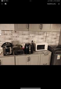 Photo de la galerie de l'établissement شقة مؤثثة بالكامل مع غرفتين نوم, à Buraydah