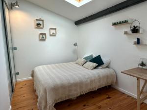 Postel nebo postele na pokoji v ubytování Maison privée style provençal