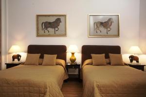 A bed or beds in a room at Divan Cukurhan