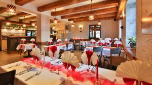 Restaurace v ubytování Restaurace a Penzion Bludoveček