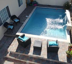Piscina a Hideaway N Paradise Seaview with Private Pool & Free Airport Shuttle o a prop